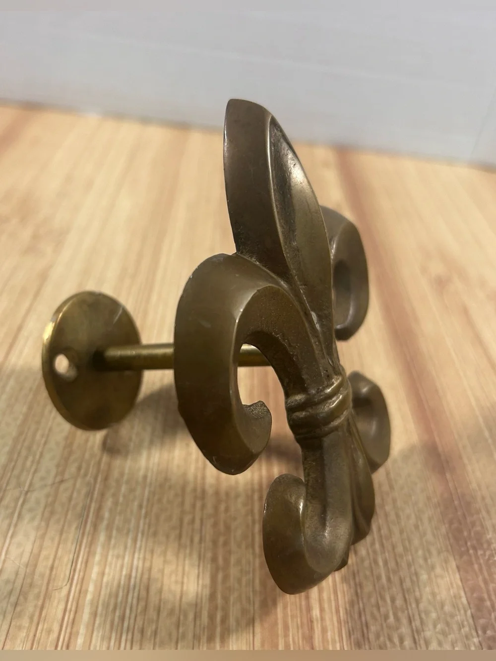 VTG Set of 4 Fleur de Lis Bronze Curtain Tie-Back Hook 1996 Korea Made Classical